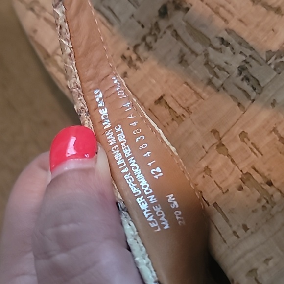 Tory Burch Sandals size 10.5m - Picture 6 of 7